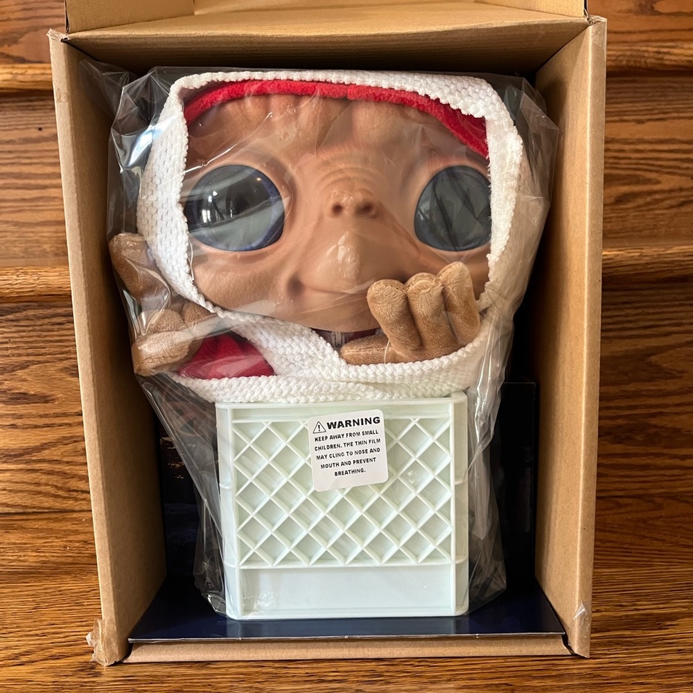 E.T. The Extra-Terrestrial 40th Anniversary Plush Bundle - NIB